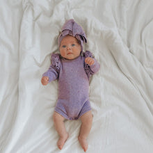 Load image into Gallery viewer, romper speckle romper knitted romper purple romper newborn announcementoutfit photographer girloutfit girlclothes lilla hjartat lhbabybundles
