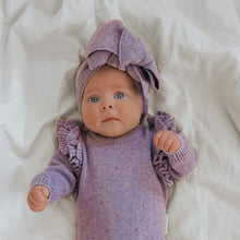 Load image into Gallery viewer, romper speckle romper knitted romper purple romper newborn announcementoutfit photographer girloutfit girlclothes lilla hjartat lhbabybundles topknot knitted topknot oversized topkno
