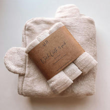 Load image into Gallery viewer, Lilla Hjartat Hooded towel and wash cloth set | Wheat
